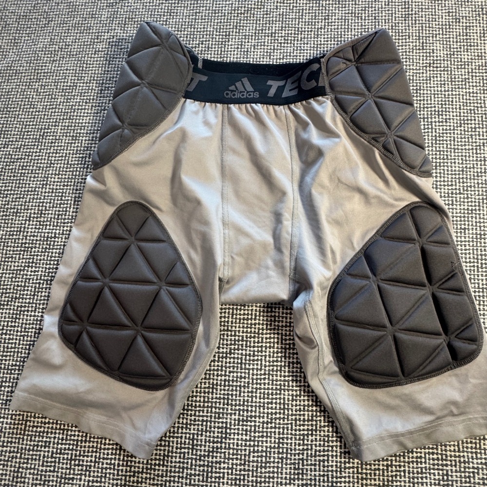 Adidas Techfit Climalite Mens Padded Compression Shorts Gray Black Girdle Size M